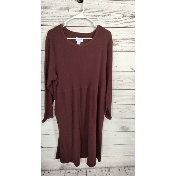 "Leisure Life" woman's dress  - Picture 1 of 6